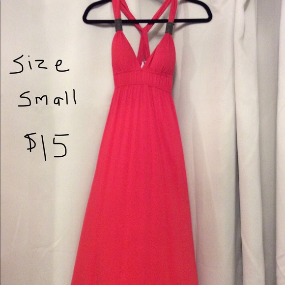 Dresses - Picture 8 of 8